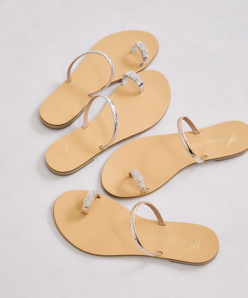 NICOLAS LAINAS（ニコラスライナス）の「【NICOLAS LAINAS(ニコラスライナス)】クリスタルモチーフフラットサンダル（サンダル・レディース・シルバー/ゴールド・35/39/37）」の17枚目の写真