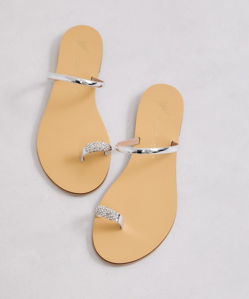NICOLAS LAINAS（ニコラスライナス）の「【NICOLAS LAINAS(ニコラスライナス)】クリスタルモチーフフラットサンダル（サンダル・レディース・シルバー/ゴールド・35/39/37）」の7枚目の写真