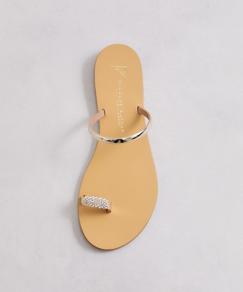 NICOLAS LAINAS（ニコラスライナス）の「【NICOLAS LAINAS(ニコラスライナス)】クリスタルモチーフフラットサンダル（サンダル・レディース・シルバー/ゴールド・35/39/37）」の14枚目の写真