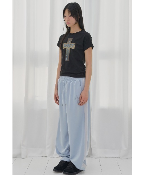 FANCY CLUB(ファンシークラブ)の「A'GEM/9 × .kom 『FANCY CLUB/ファンシークラブ』 FROSS GLOSSY TEE/フロスグロッシーTシャツ(Tシャツ/カットソー・レディース・ブラック/ホワイト・FREE)」の10枚目の写真