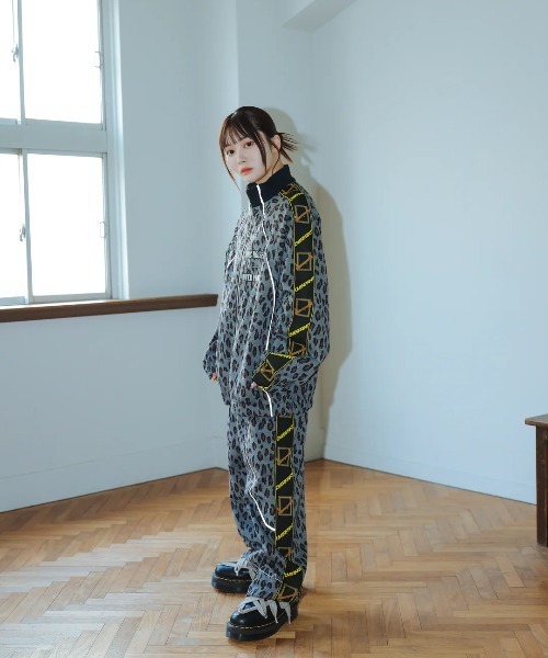 over print(オーバープリント)の「overprint/オーバープリント/PINK NOISE SETUP(ジャージ・レディース・ブラック・L)」の22枚目の写真