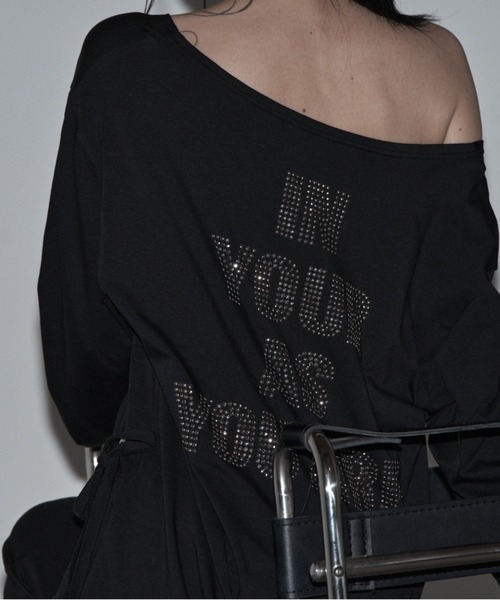 as you are(アズユーアー)の「◇ASYOUARE◇クロスライン オフショルダー Tシャツ CROSS LINE OFF-SHOULDER T-SHIRT(Tシャツ/カットソー・レディース・ブラック/ホワイト・FREE)」の18枚目の写真