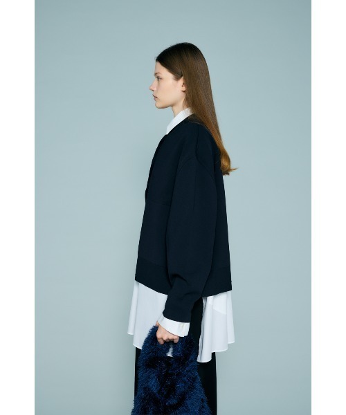 ENFOLD(エンフォルド)の「WIDE-ARM BOX-CARDIGAN(カーディガン/ボレロ・レディース・ダークネイビー/ライトパープル/ライトグレー・38)」の6枚目の写真