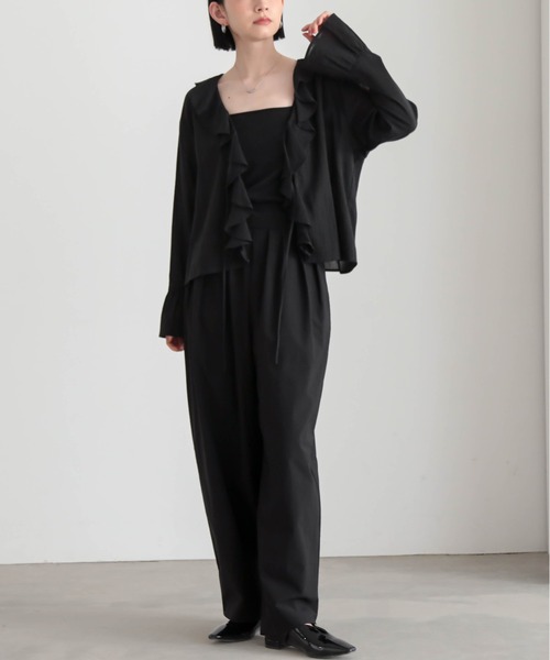 for/c(フォーシー)の「ヨウリュウラッフルカラーブラウス【サスティナブル】(シャツ/ブラウス・レディース・ブラック/オフホワイト・M/L)」の20枚目の写真