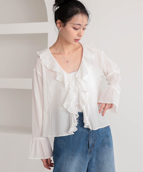 for/c(フォーシー)の「ヨウリュウラッフルカラーブラウス【サスティナブル】(シャツ/ブラウス・レディース・ブラック/オフホワイト・M/L)」の14枚目の写真