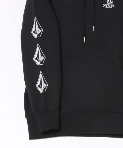 VOLCOM（ボルコム）の「VOLCOM ONE POINT LOGO BASIC PARKA（パーカー・メンズ・ブラック/グレー・M/L/XL）」の3枚目の写真