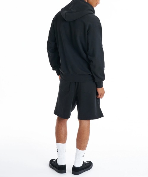 VOLCOM（ボルコム）の「VOLCOM ONE POINT LOGO BASIC PARKA（パーカー・メンズ・ブラック/グレー・M/L/XL）」の12枚目の写真