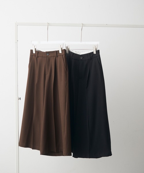 full/fill.(フルフィル)の「tuck long bermuda pants / タックロングバミューダパンツ(その他パンツ・レディース・ブラウン/ブラック・FREE)」の18枚目の写真