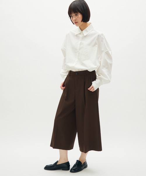 full/fill.(フルフィル)の「tuck long bermuda pants / タックロングバミューダパンツ(その他パンツ・レディース・ブラウン/ブラック・FREE)」の7枚目の写真