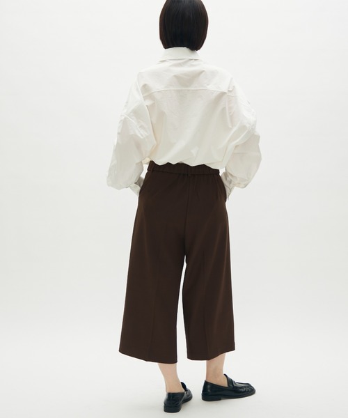 full/fill.(フルフィル)の「tuck long bermuda pants / タックロングバミューダパンツ(その他パンツ・レディース・ブラウン/ブラック・FREE)」の9枚目の写真