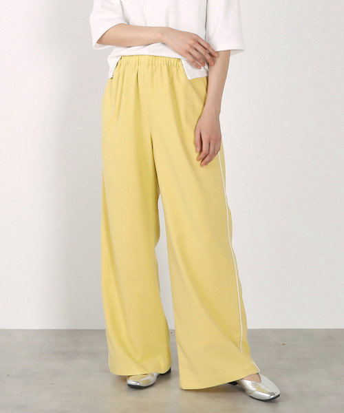 MELROSE claire(メルローズ クレール)の「【エステルイージーサイドラインパンツ】(その他パンツ・レディース・オフホワイト/チャコールグレー/イエロー・FREE)」の3枚目の写真