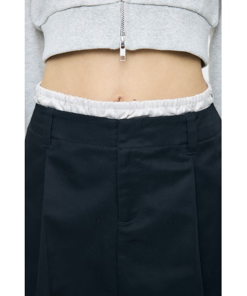 MOUSSY(マウジー)の「LAYER ミニスカート(スカート・レディース・ベージュ/ブラック・1/2)」の6枚目の写真