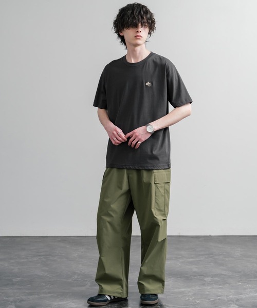 LOGOS(ロゴス)の「LOGOS ロゴス 吸汗速乾 スパイラルヤーンワンポイントロゴ刺繍半袖Tシャツ(Tシャツ/カットソー・メンズ・サンドベージュ/オフホワイト/カーキ/オレンジ/ネイビー/ワイン/スミクロ・M/LL/L)」の16枚目の写真