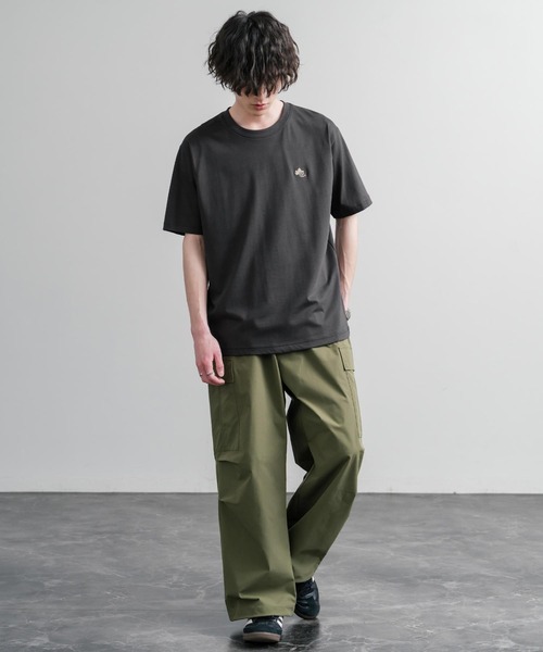 LOGOS(ロゴス)の「LOGOS ロゴス 吸汗速乾 スパイラルヤーンワンポイントロゴ刺繍半袖Tシャツ(Tシャツ/カットソー・メンズ・サンドベージュ/オフホワイト/カーキ/オレンジ/ネイビー/ワイン/スミクロ・M/LL/L)」の17枚目の写真