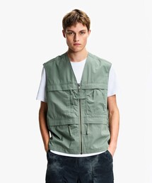 AIGLE（エーグル）の「撥水 UVカット マルチポケット リラックス ユーティリティーベスト（ベスト）」