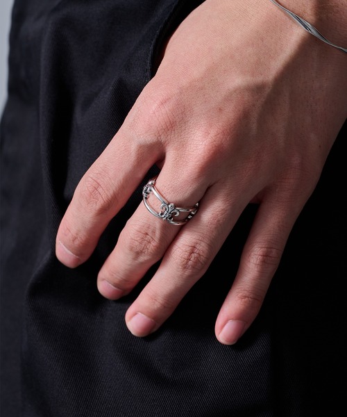 MAISON CLUB(メゾンクラブ)の「【MAISON CLUB】Cross Link Ring Silver925 KUN(リング・メンズ・シルバー・FREE)」の4枚目の写真
