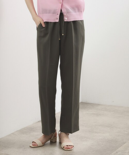grove（グローブ）の「【貴島明日香さん着用・ひんやり】ラクさも美しさも、イージーパンツ（その他パンツ・レディース・モスグリーン/ブラウン系その他/ブラック・02/03/05/04/01）」の9枚目の写真