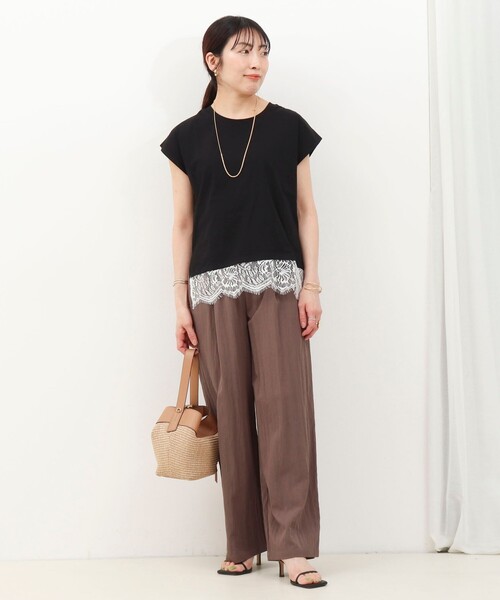 MICO COULIER(ミコクリエ)の「《接触冷感》《吸水速乾》DRY COTTON裾レースTシャツ(Tシャツ/カットソー・レディース・オリーブ/ベージュ/ブラック/オフホワイト・38)」の16枚目の写真