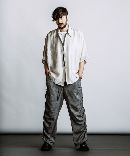 NO ID.(ノーアイディ)の「【NO ID.】Side Gather Easy Trousers / サイドギャザー イージー トラウザーズ(その他パンツ・メンズ・ブラック/ダークグレー/グレー・1/2)」の5枚目の写真