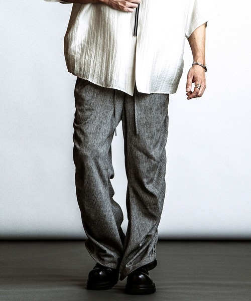 NO ID.(ノーアイディ)の「【NO ID.】Side Gather Easy Trousers / サイドギャザー イージー トラウザーズ(その他パンツ・メンズ・ブラック/ダークグレー/グレー・1/2)」の11枚目の写真
