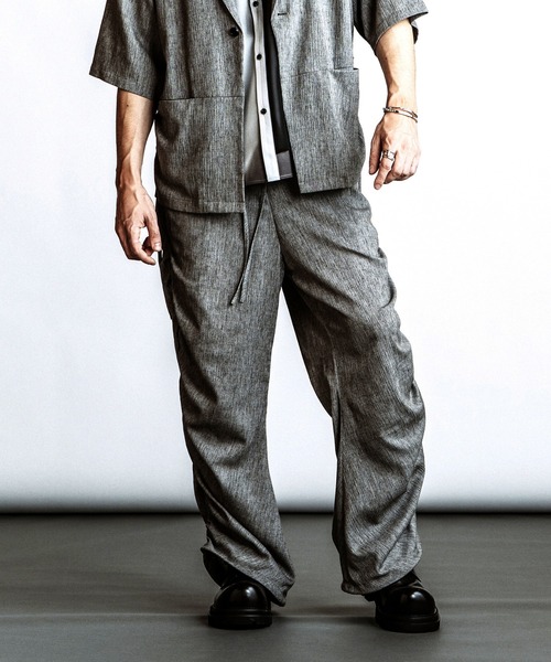 NO ID.(ノーアイディ)の「【NO ID.】Side Gather Easy Trousers / サイドギャザー イージー トラウザーズ(その他パンツ・メンズ・ブラック/ダークグレー/グレー・1/2)」の16枚目の写真