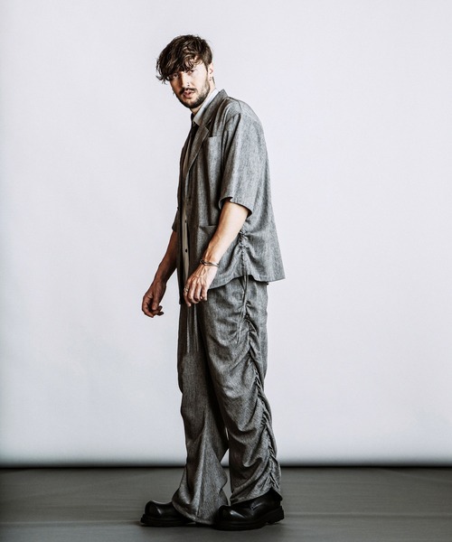 NO ID.(ノーアイディ)の「【NO ID.】Side Gather Easy Trousers / サイドギャザー イージー トラウザーズ(その他パンツ・メンズ・ブラック/ダークグレー/グレー・1/2)」の19枚目の写真