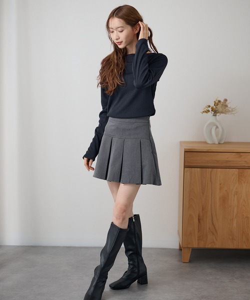 DAYRA(デイラ)の「配色 ハトメ 肩リボン リブ トップス(Tシャツ/カットソー・レディース・チャコールグレー/ブラック/グリーン・FREE/S)」の15枚目の写真