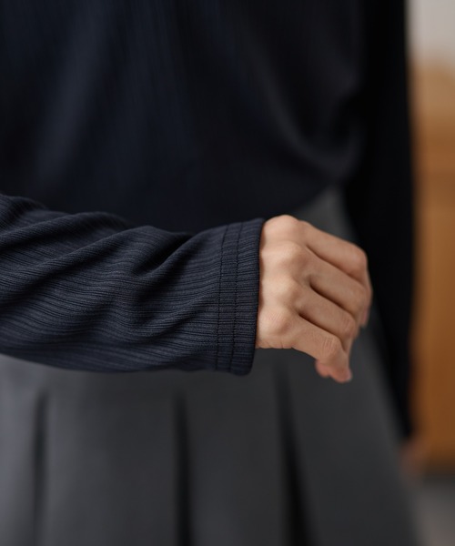 DAYRA(デイラ)の「配色 ハトメ 肩リボン リブ トップス(Tシャツ/カットソー・レディース・チャコールグレー/ブラック/グリーン・FREE/S)」の7枚目の写真