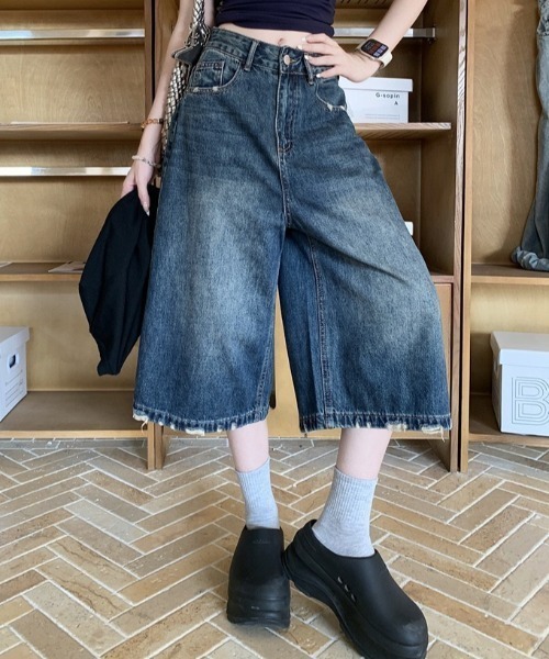 yuue' ( wear )(ユーイ)の「ウォッシュダメージ加工バミューダデニムパンツ(デニムパンツ・レディース・ブルー系その他・S/M/L)」の15枚目の写真