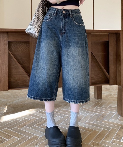 yuue' ( wear )(ユーイ)の「ウォッシュダメージ加工バミューダデニムパンツ(デニムパンツ・レディース・ブルー系その他・S/M/L)」の13枚目の写真