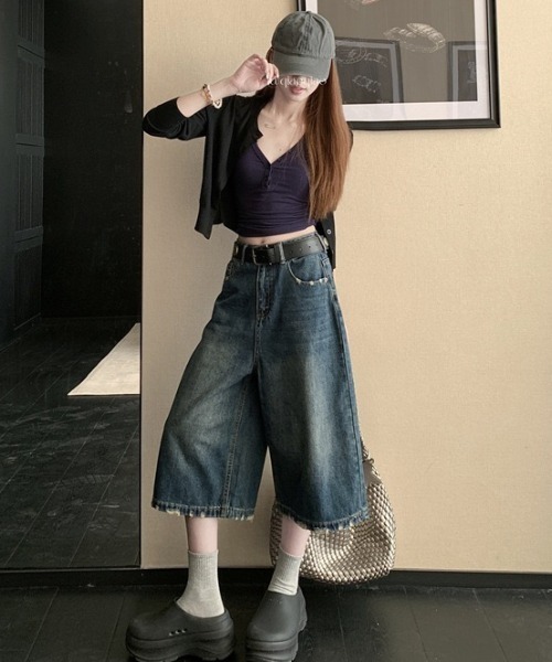 yuue' ( wear )(ユーイ)の「ウォッシュダメージ加工バミューダデニムパンツ(デニムパンツ・レディース・ブルー系その他・S/M/L)」の6枚目の写真