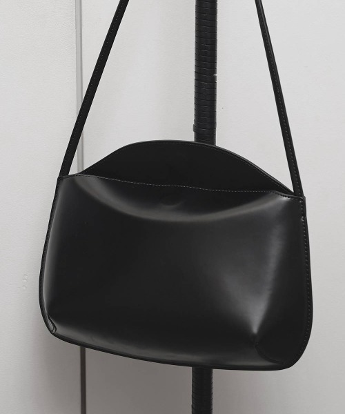 TODAYFUL(トゥデイフル)の「【TODAYFUL/トゥデイフル】Sleek Leather Bag/スリークレザーバッグ(ショルダーバッグ・レディース・ダークブラウン/ブラック・FREE)」の21枚目の写真