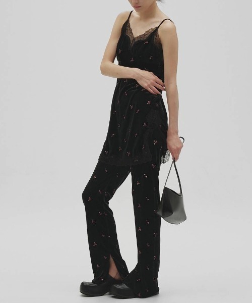 TODAYFUL(トゥデイフル)の「【TODAYFUL/トゥデイフル】Sleek Leather Bag/スリークレザーバッグ(ショルダーバッグ・レディース・ダークブラウン/ブラック・FREE)」の6枚目の写真