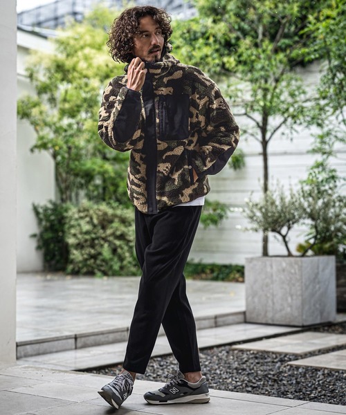 CAMBIO(カンビオ)の「mj11654- Camouflage Hooded Blouson ハイネックフードブルゾン(MIU-262-001)(ブルゾン・メンズ・ブラック/オリーブ・M/S/L)」の6枚目の写真