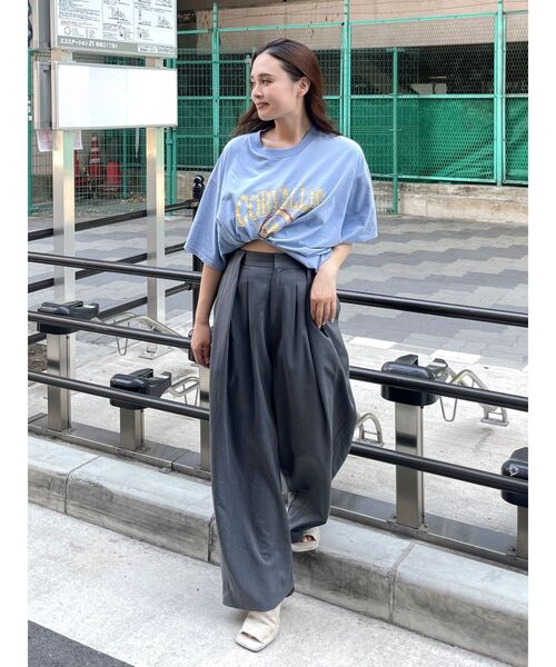 Ungrid（アングリッド）の「オーバーサイズロゴTee（Tシャツ/カットソー・レディース・チャコールグレー/ブルー/オフホワイト・FREE）」の6枚目の写真