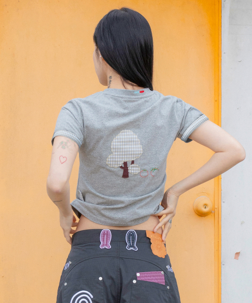 RuNaKi'Hu'（ルナキフ）の「WXT099 クモトマトチェックアプリケTシャツ (メランジェグレー)（Tシャツ/カットソー・レディース・その他・1/2）」の4枚目の写真