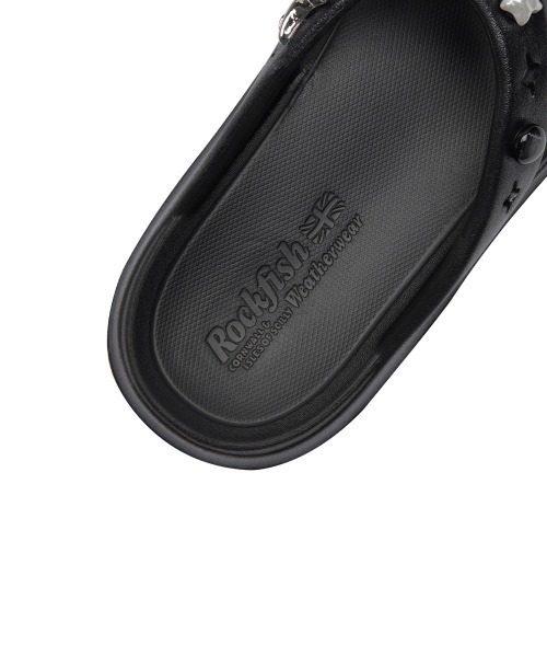 ROCKFISH WEATHERWEAR（ロックフィッシュウェザーウェア）の「[x clor] HAYDEN FLIPFLOP（サンダル・レディース・クリーム/ブラック系その他・25.0cm/24.0cm/23.0cm）」の17枚目の写真