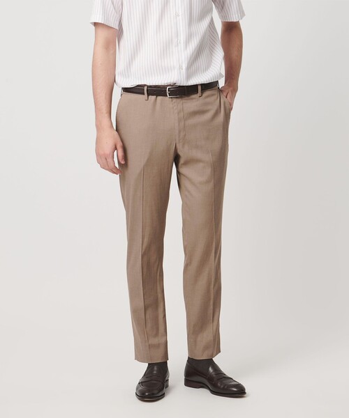 UNITED ARROWS(ユナイテッドアローズ)の「クールモーション ドビー サイドエクステンド ノープリーツスラックス COMFORT EASY‐MODEL 接触冷感 吸水速乾 ヨコストレッチ(スラックス・メンズ・ネイビー/ベージュ/ダークグレー・44/46/50/48)」の2枚目の写真