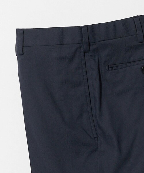 UNITED ARROWS(ユナイテッドアローズ)の「クールモーション ドビー サイドエクステンド ノープリーツスラックス COMFORT EASY‐MODEL 接触冷感 吸水速乾 ヨコストレッチ(スラックス・メンズ・ネイビー/ベージュ/ダークグレー・44/46/50/48)」の18枚目の写真
