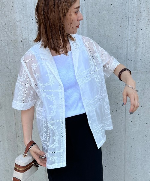 zena(ジェナ)の「パッチワーク風総刺繍半袖シャツジャケット(シャツ/ブラウス・レディース・ホワイト/ブラック・FREE)」の1枚目の写真