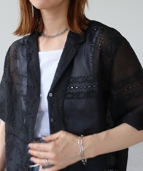 zena(ジェナ)の「パッチワーク風総刺繍半袖シャツジャケット(シャツ/ブラウス・レディース・ホワイト/ブラック・FREE)」の8枚目の写真