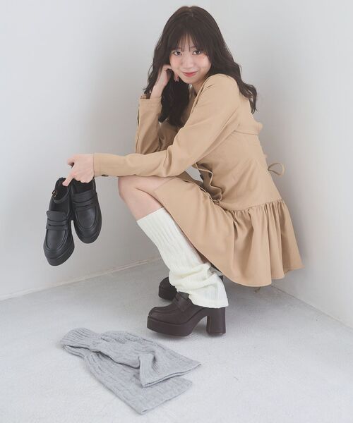 MAJESTIC LEGON(マジェスティックレゴン)の「レッグウォーマー付き厚底ローファー(ローファー・レディース・ブラウン/ブラック・MEDIUM/SMALL/X-LARGE/LARGE)」の6枚目の写真