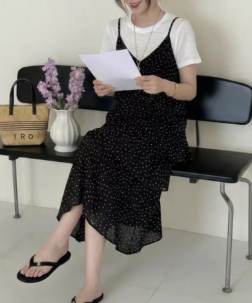 gossip！ロサンゼルス（ゴシップロサンゼルス）の「【夏新作】ドット柄フリルVネックキャミロングティアードワンピース 【韓国ファッション日常シンプル】（ワンピース・レディース・ドット・L/M/XL）」の4枚目の写真