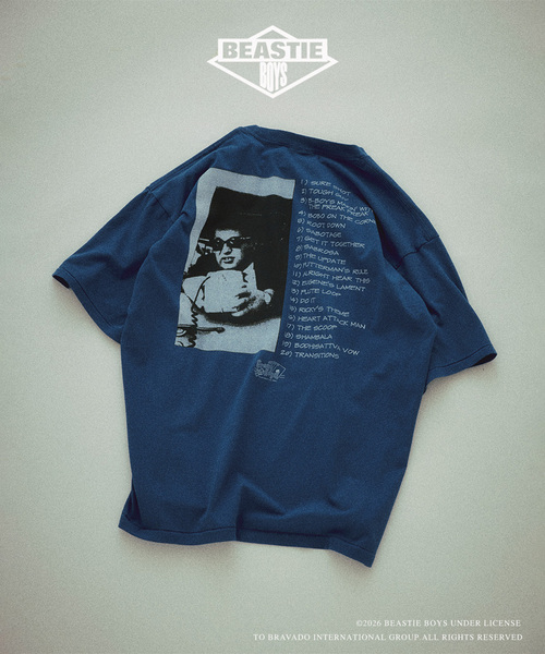 JOURNAL STANDARD relume(ジャーナルスタンダード レリューム)の「BEASTIE BOYS / ビースティ・ボーイズ 別注 ヴィンテージ加工 プリントTシャツ(Tシャツ/カットソー・メンズ・ホワイト/ネイビー/ライトブルー/ピンク系その他/ブラックミックス・LARGE/MEDIUM)」の10枚目の写真