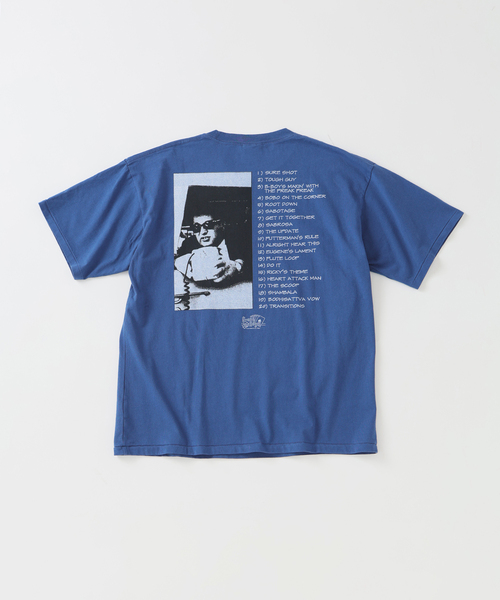 JOURNAL STANDARD relume(ジャーナルスタンダード レリューム)の「BEASTIE BOYS / ビースティ・ボーイズ 別注 ヴィンテージ加工 プリントTシャツ(Tシャツ/カットソー・メンズ・ホワイト/ネイビー/ライトブルー/ピンク系その他/ブラックミックス・LARGE/MEDIUM)」の22枚目の写真