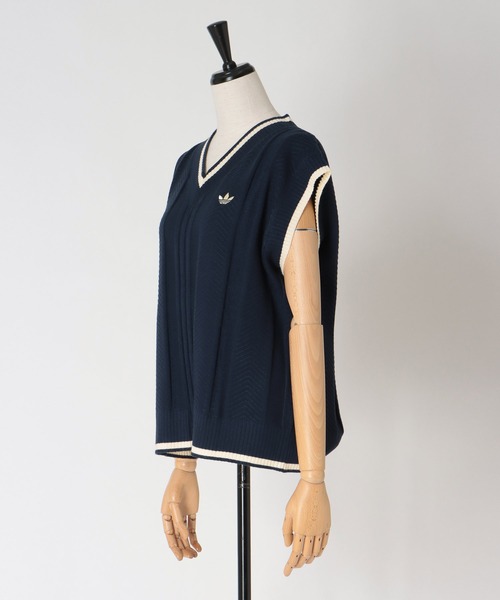adidas Originals(アディダスオリジナルス)の「【adidas Originals/アディダスオリジナルス】CABLE KNIT VEST(ケーブルニットベスト KR7062 KT1861)(ベスト・レディース・アイボリー/ネイビー・38)」の3枚目の写真
