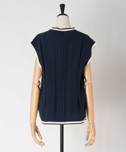 adidas Originals(アディダスオリジナルス)の「【adidas Originals/アディダスオリジナルス】CABLE KNIT VEST(ケーブルニットベスト KR7062 KT1861)(ベスト・レディース・アイボリー/ネイビー・38)」の4枚目の写真