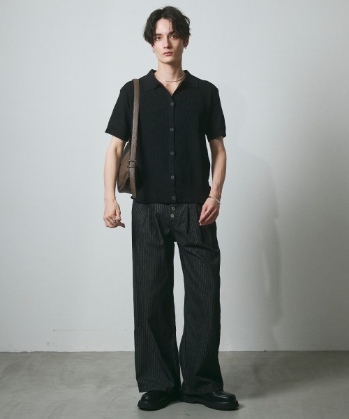DAZE(デイズ)の「ピンストライプ デニム ツータック ワイドバギーパンツ(デニムパンツ・メンズ・ブラック系・SMALL/MEDIUM/LARGE/X-LARGE)」の20枚目の写真