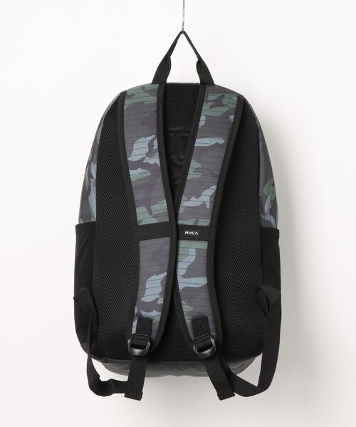 RVCA(ルーカ)の「RVCA メンズ FADER EDC BACKPACK 24L バックパック/リュック 【2026年秋冬モデル】(バックパック/リュック・メンズ・キャメル/ブラック・FREE)」の3枚目の写真