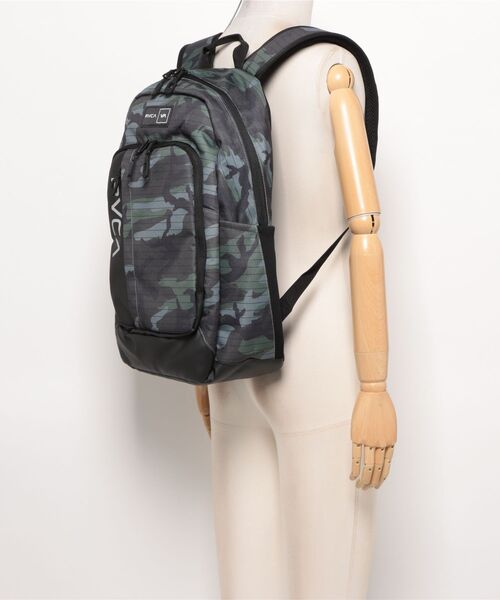 RVCA(ルーカ)の「RVCA メンズ FADER EDC BACKPACK 24L バックパック/リュック 【2026年秋冬モデル】(バックパック/リュック・メンズ・キャメル/ブラック・FREE)」の7枚目の写真